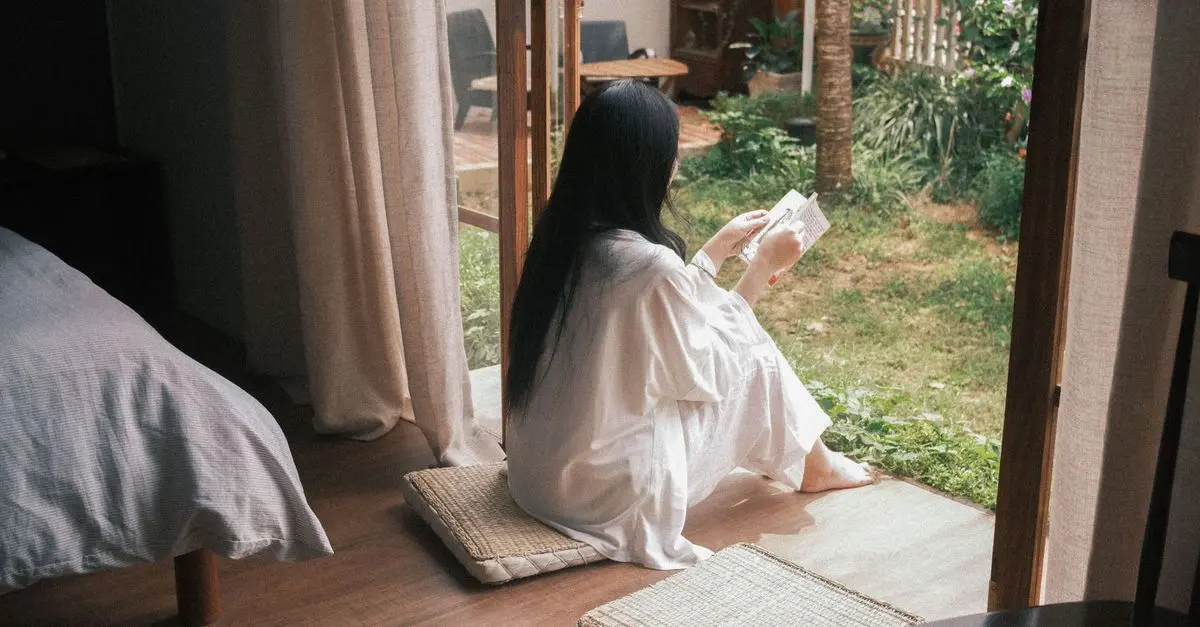 Top 10 Indoor Leisure Activities for Relaxation