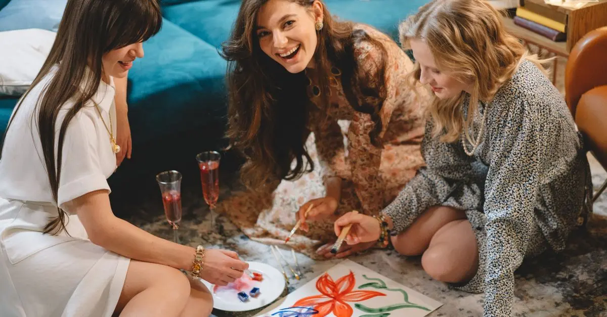 The Best Creative Leisure Activities to Try at Home