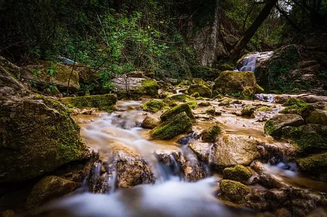 Exploring Unique Outdoor Leisure Activities for Relaxation