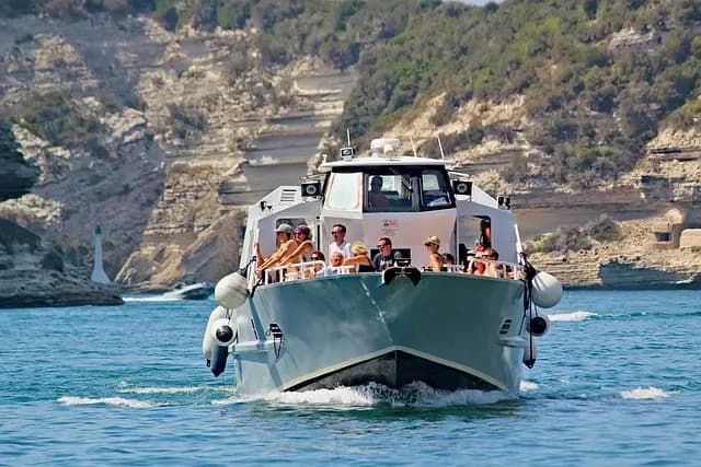 10 Tips for Discovering Unique Leisure Activities Near You
