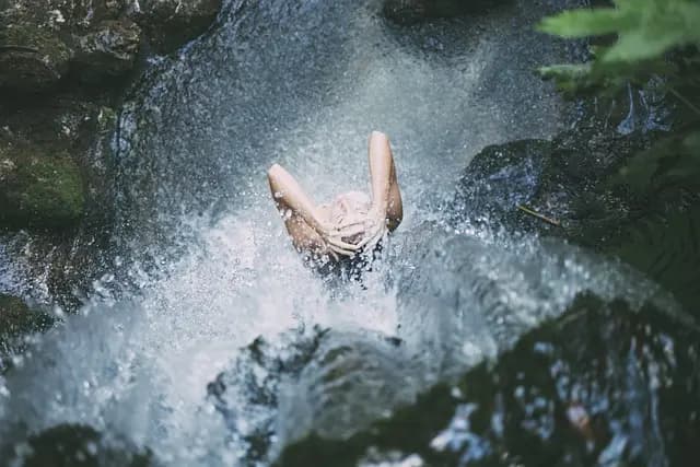 10 Unique Leisure Activities to Try for a Refreshing Experience